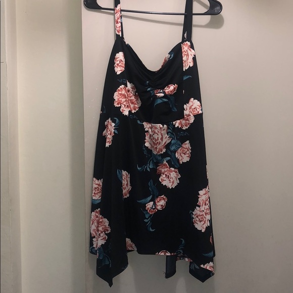 Tank top - Picture 2 of 6